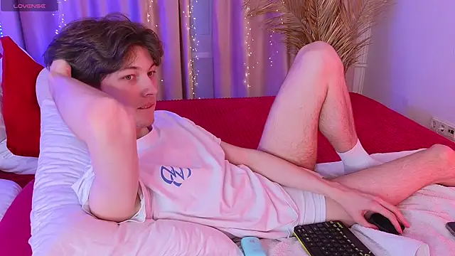  Den1s  online show from November 30, 2025, 1:15 pm