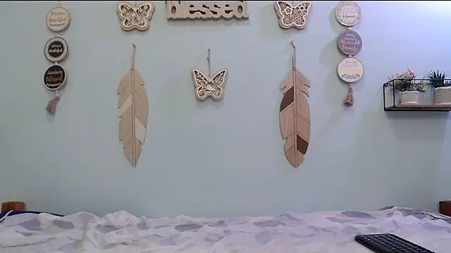 ashlyanaldeep18 online show from October 27, 2025, 12:58 am