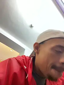 fitsexyman online show from October 1, 2025, 7:36 am