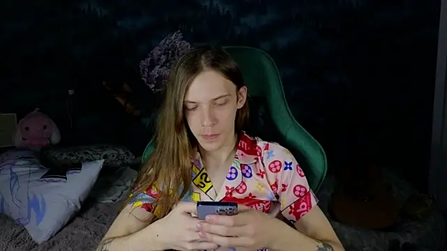 artass2 online show from September 8, 2025, 9:47 pm