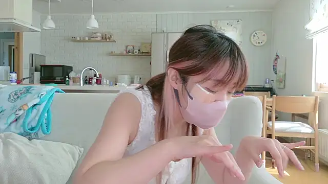 SUZU 1201 online show from April 19, 2026, 1:38 am