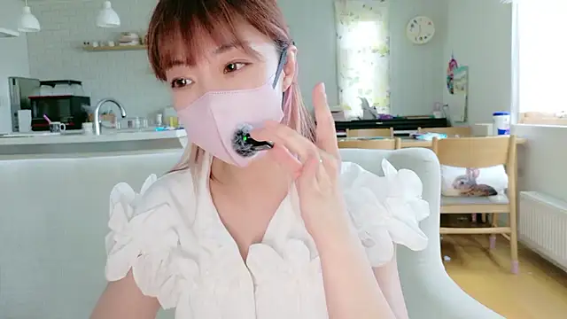 SUZU 1201 online show from June 12, 2026, 2:32 am