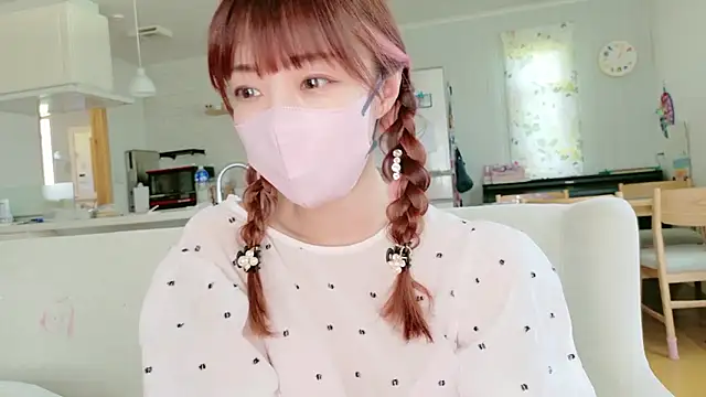 SUZU 1201 online show from July 21, 2026, 4:04 am