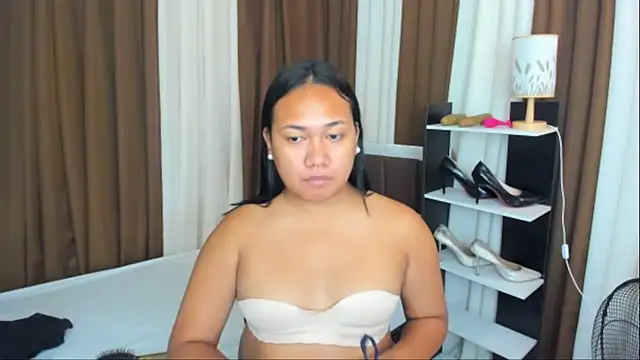 TsUncutKaren online show from September 11, 2025, 5:40 am