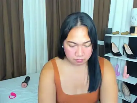 TsUncutKaren online show from September 16, 2025, 10:33 pm