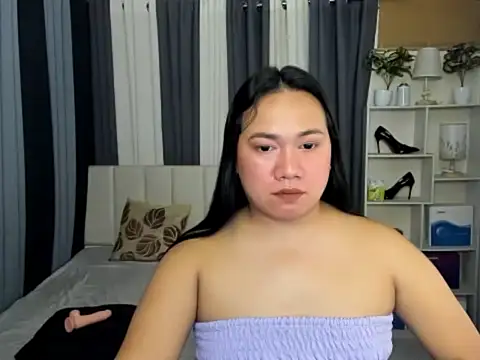 TsUncutKaren online show from March 5, 2026, 6:53 am