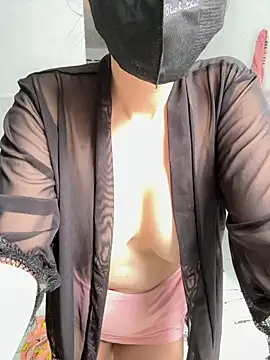 Snapshot of Tiffany-yy chatting on September 29, 2025, 3:33 am Tiffany-yy online show from September 29, 2025, 3:33 am