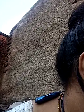Priya tyagi online show from September 19, 2025, 11:11 am