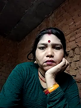 Priya tyagi online show from October 10, 2025, 12:09 am