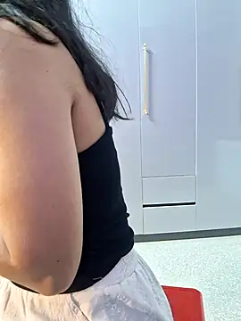 Mlemmz online show from February 25, 2026, 10:08 pm