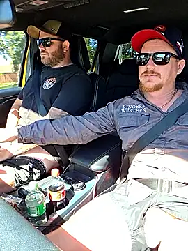 brokecountrylads online show from February 17, 2026, 4:09 am