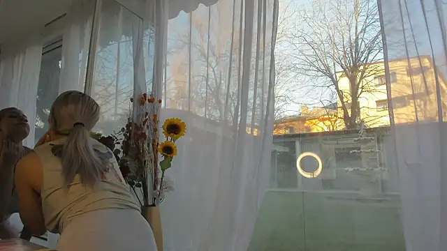 Ella Vee online show from March 7, 2026, 5:48 am