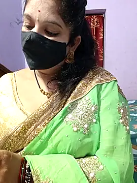 Snapshot of luci-queen chatting on September 10, 2025, 7:03 pm luci-queen online show from September 10, 2025, 7:03 pm