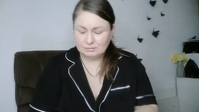 Snapshot of MartaXLove chatting on April 19, 2026, 7:51 am MartaXLove online show from April 19, 2026, 7:51 am