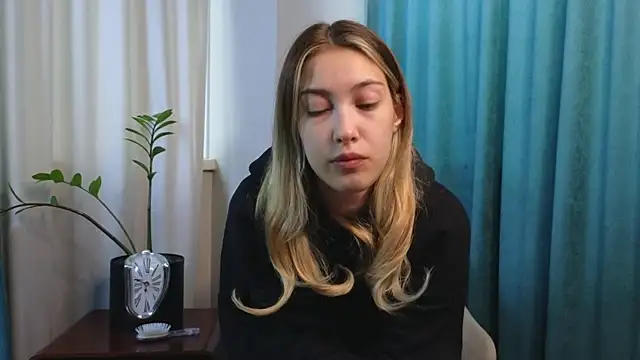 AngelicRice online show from September 14, 2025, 11:09 am