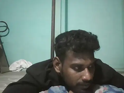 Snapshot of Tamilgud23 chatting on February 17, 2026, 2:35 pm Tamilgud23 online show from February 17, 2026, 2:35 pm