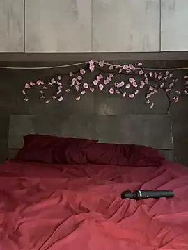 YumiLux online show from March 12, 2026, 10:21 am