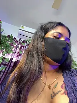 V-Hot-Sweti online show from October 5, 2025, 4:44 am