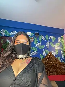 Snapshot of V-Hot-Sweti chatting on May 2, 2026, 6:02 pm V-Hot-Sweti online show from May 2, 2026, 6:02 pm