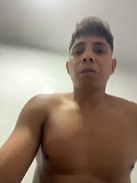 eduin069 online show from September 29, 2025, 11:48 am