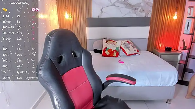 Snapshot of ladymercury1 chatting on November 25, 2025, 7:36 pm ladymercury1 online show from November 25, 2025, 7:36 pm