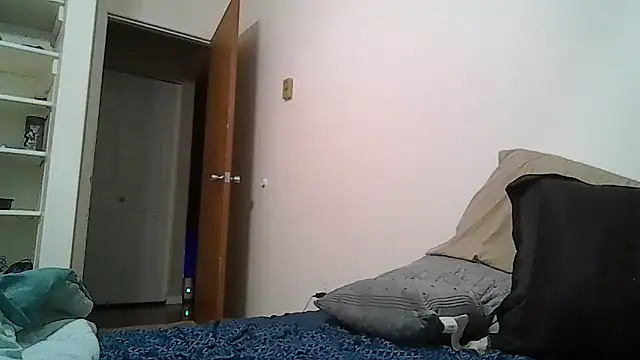 Snapshot of Mr_nightfall chatting on June 12, 2026, 1:59 am Mr nightfall online show from June 12, 2026, 1:59 am
