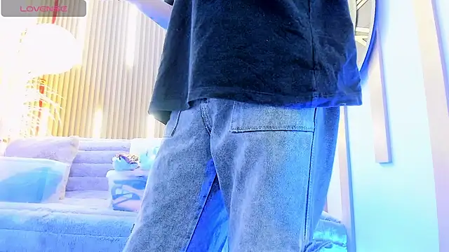 ArianaSantana online show from January 8, 2026, 12:51 pm