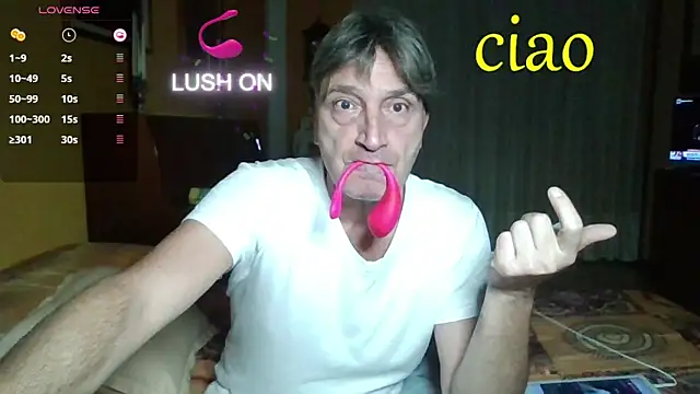 Snapshot of lattediyak chatting on November 22, 2025, 11:26 pm lattediyak online show from November 22, 2025, 11:26 pm