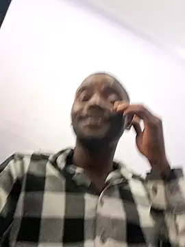 Snapshot of KwaneleK1 chatting on October 6, 2025, 8:34 am KwaneleK1 online show from October 6, 2025, 8:34 am