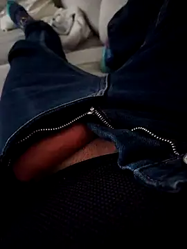 Alberto2840 online show from December 2, 2025, 1:05 pm