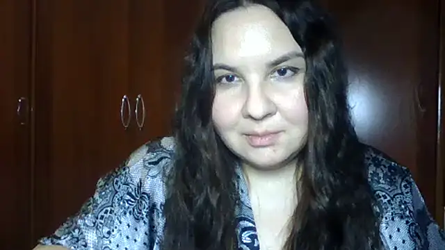 Snapshot of Vaessira chatting on October 31, 2025, 6:42 pm Vaessira online show from October 31, 2025, 6:42 pm