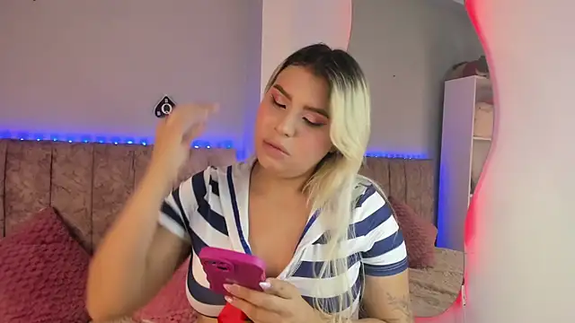 naomi sanz online show from May 21, 2026, 5:03 am