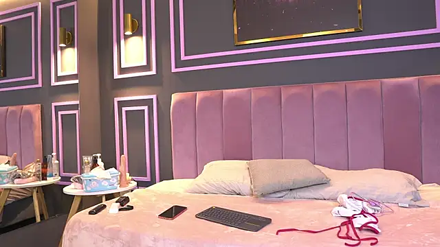 Tayler Kim online show from January 11, 2026, 4:23 pm