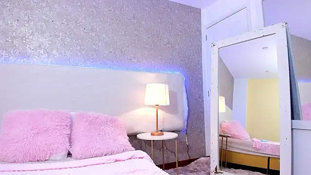 AnniieCooper online show from March 22, 2026, 2:09 pm