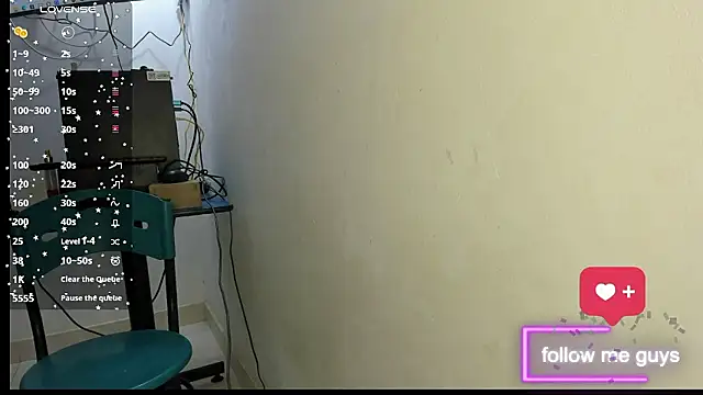 Snapshot of lunna_noir chatting on January 14, 2026, 8:36 pm lunna noir online show from January 14, 2026, 8:36 pm