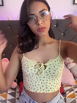 Snapshot of Im_Lyan chatting on October 5, 2025, 3:32 pm Im Lyan online show from October 5, 2025, 3:32 pm