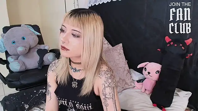 IvyBelle  online show from July 11, 2026, 11:24 am
