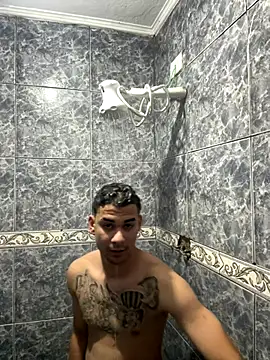 Snapshot of condenovin chatting on October 14, 2025, 11:05 pm condenovin online show from October 14, 2025, 11:05 pm