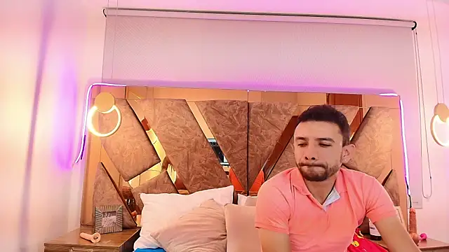 Snapshot of genessis__david chatting on October 2, 2025, 12:17 am genessis  david online show from October 2, 2025, 12:17 am