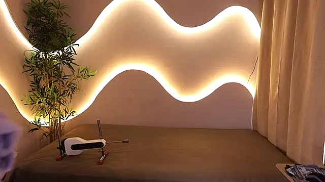 Mystic blue online show from October 8, 2025, 12:47 pm