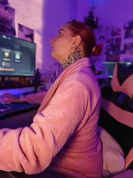 blazed vixen online show from April 18, 2026, 11:49 pm