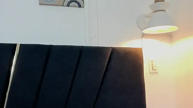 Snapshot of zeusapollofuck chatting on September 24, 2025, 8:12 pm zeusapollofuck online show from September 24, 2025, 8:12 pm