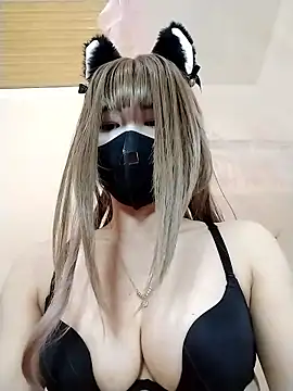 Snapshot of Helen69x chatting on January 12, 2026, 6:07 am Helen69x online show from January 12, 2026, 6:07 am