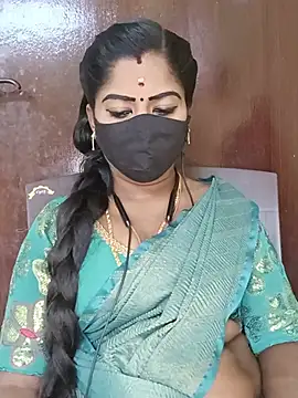 Snapshot of tamilammukuttyy chatting on July 23, 2026, 2:53 am tamilammukuttyy online show from July 23, 2026, 2:53 am