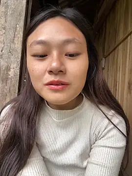 mai-xinh online show from November 13, 2025, 11:58 pm