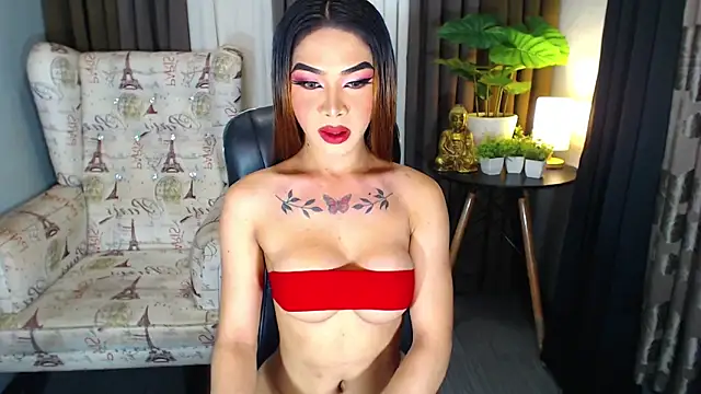 MariaLucyJasminx online show from October 5, 2025, 6:50 pm