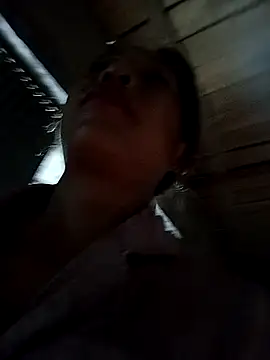 Snapshot of lieulieu-cute chatting on September 9, 2025, 2:44 am lieulieu-cute online show from September 9, 2025, 2:44 am