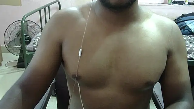 Snapshot of x_boyy_x chatting on September 12, 2025, 4:12 am x boyy x online show from September 12, 2025, 4:12 am