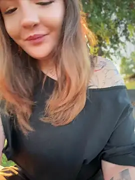 Snapshot of -Meowy- chatting on July 10, 2026, 5:26 pm -Meowy- online show from July 10, 2026, 5:26 pm