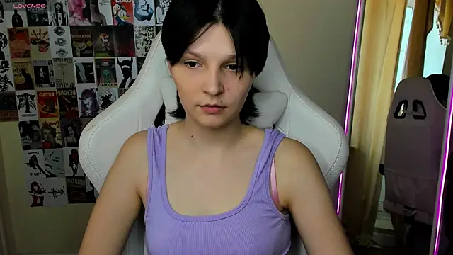 AudreyyKim online show from September 18, 2025, 10:28 am